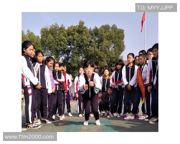 堤角小学足球明星展现青春风采助力校园体育发展新篇章